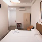 Roomss Apart-hotel