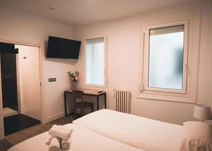 Roomss מלון דירות